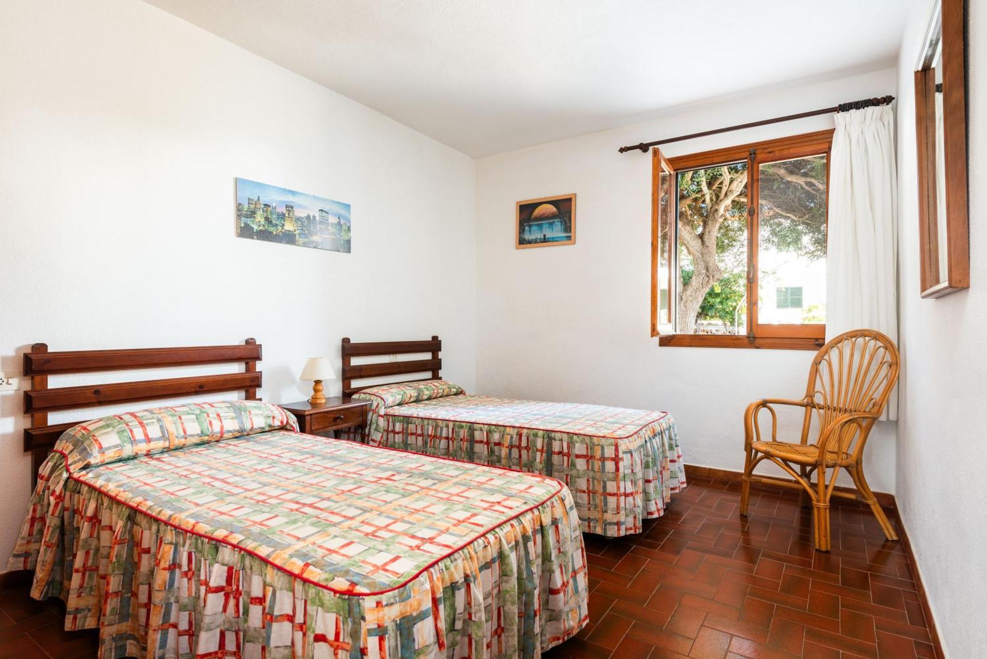 Ullastres I Punta Grossa Luaran gambar
